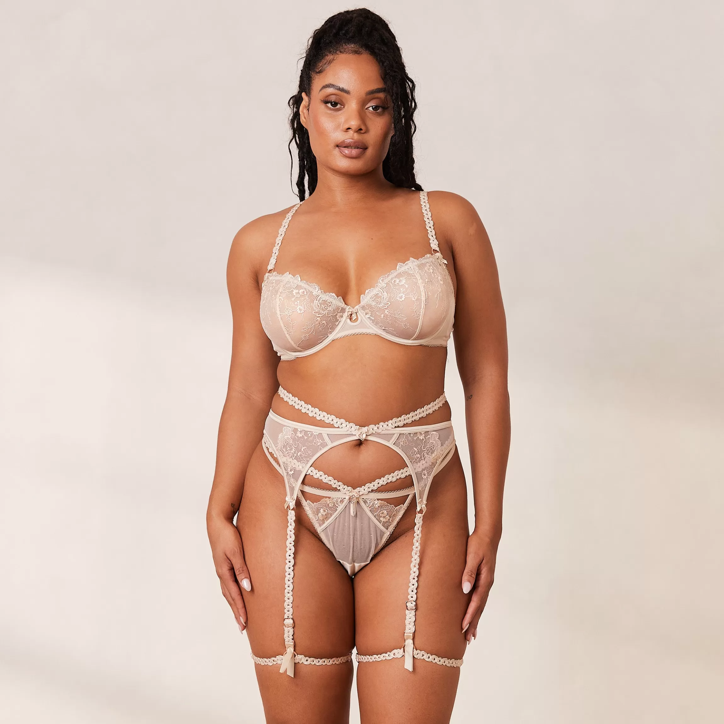 Lounge Casey Intimates Set - Champagne Outlet